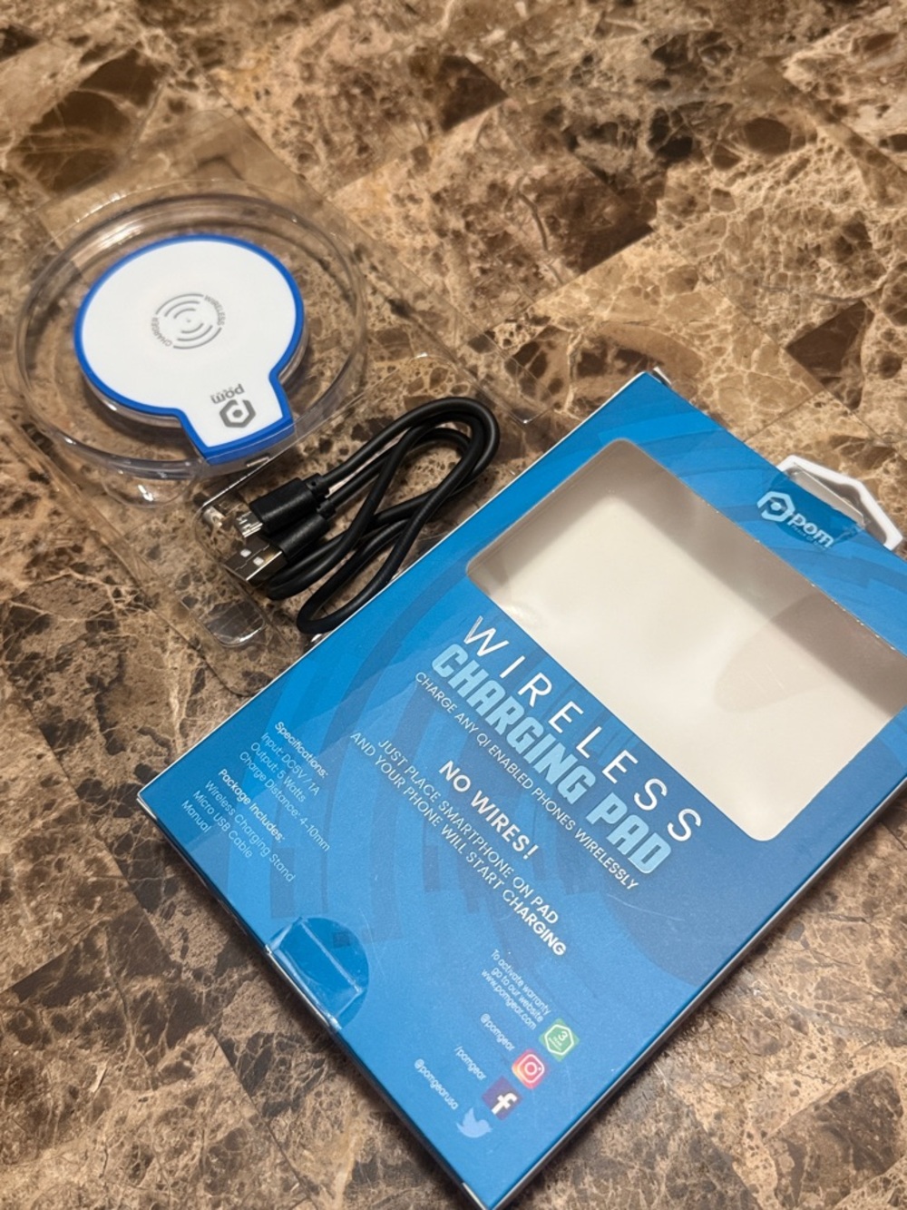 Wireless Charging Pad - White and Blue